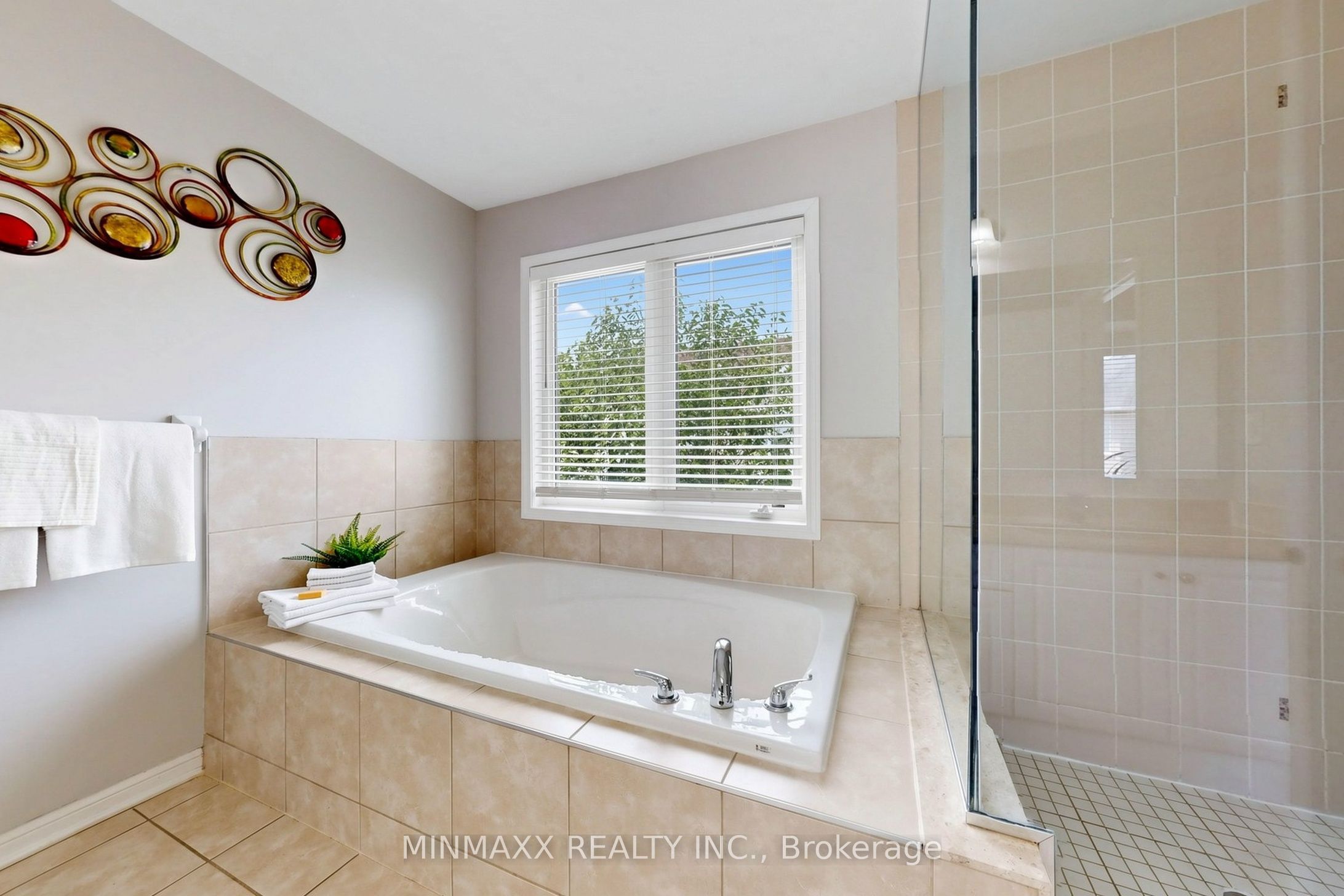 1527 Morse Place Property Photo 25