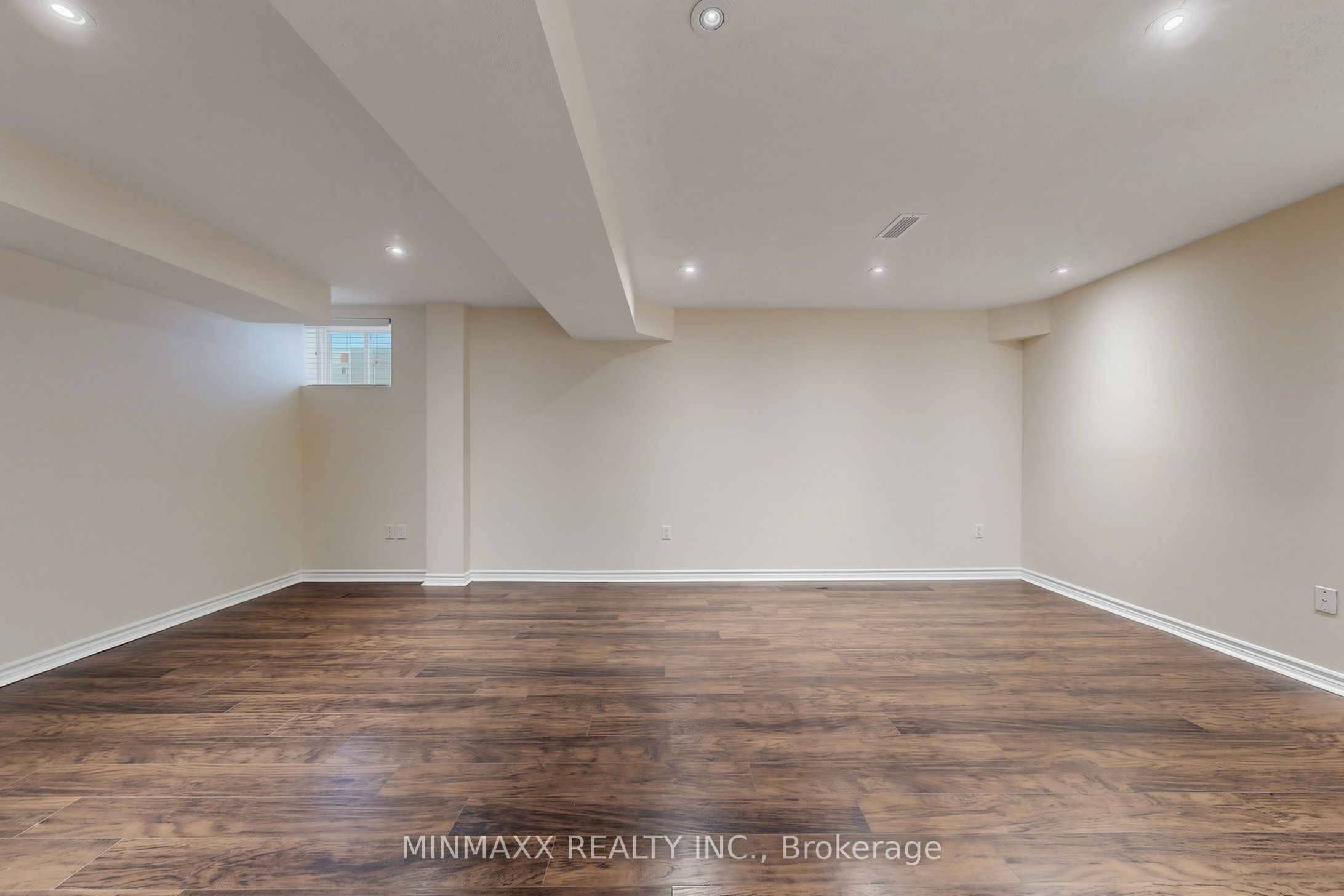 1527 Morse Place Property Photo 38