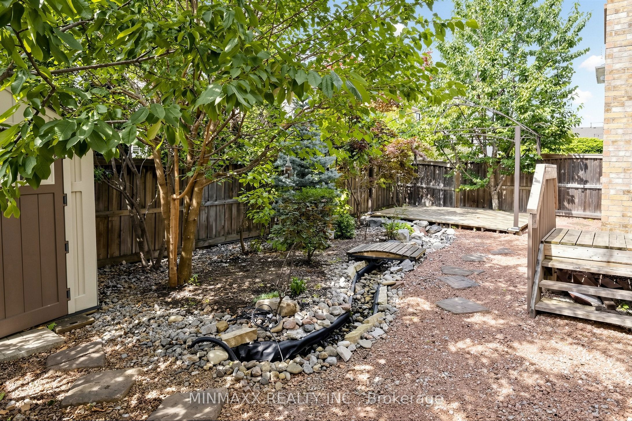 1527 Morse Place Property Photo 48