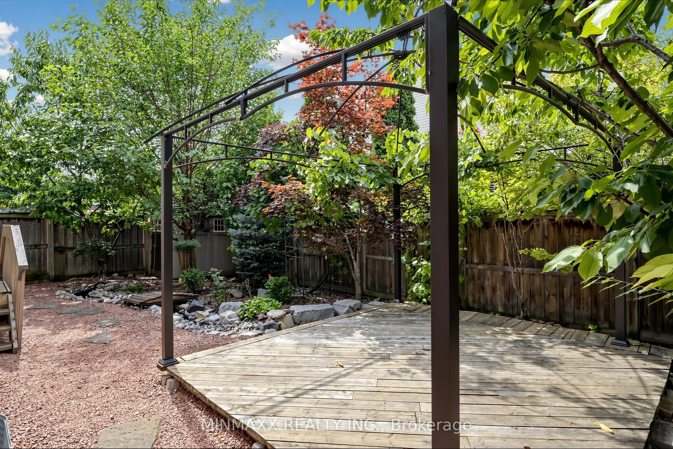 1527 Morse Place Property Photo 49