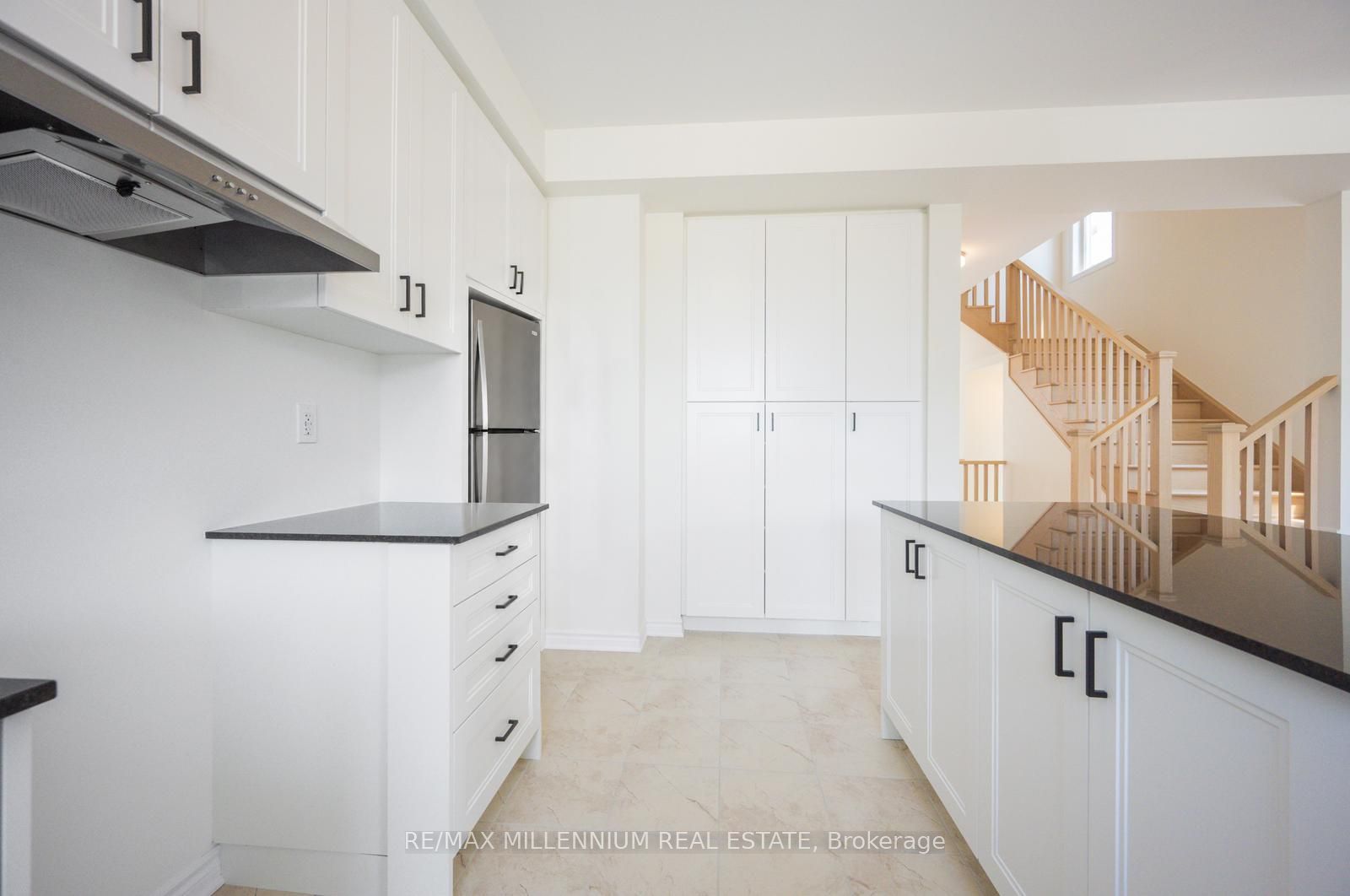 50 Thornbird Crescent Upper Property Photo 16