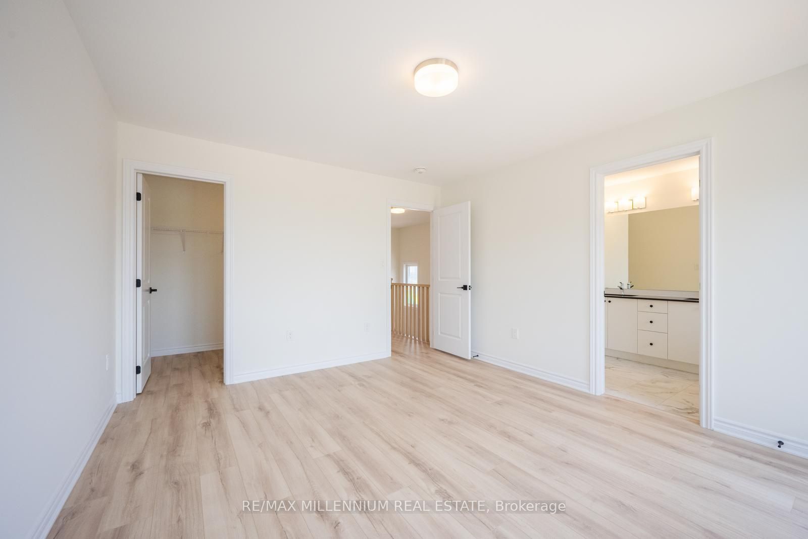 50 Thornbird Crescent Upper Property Photo 27