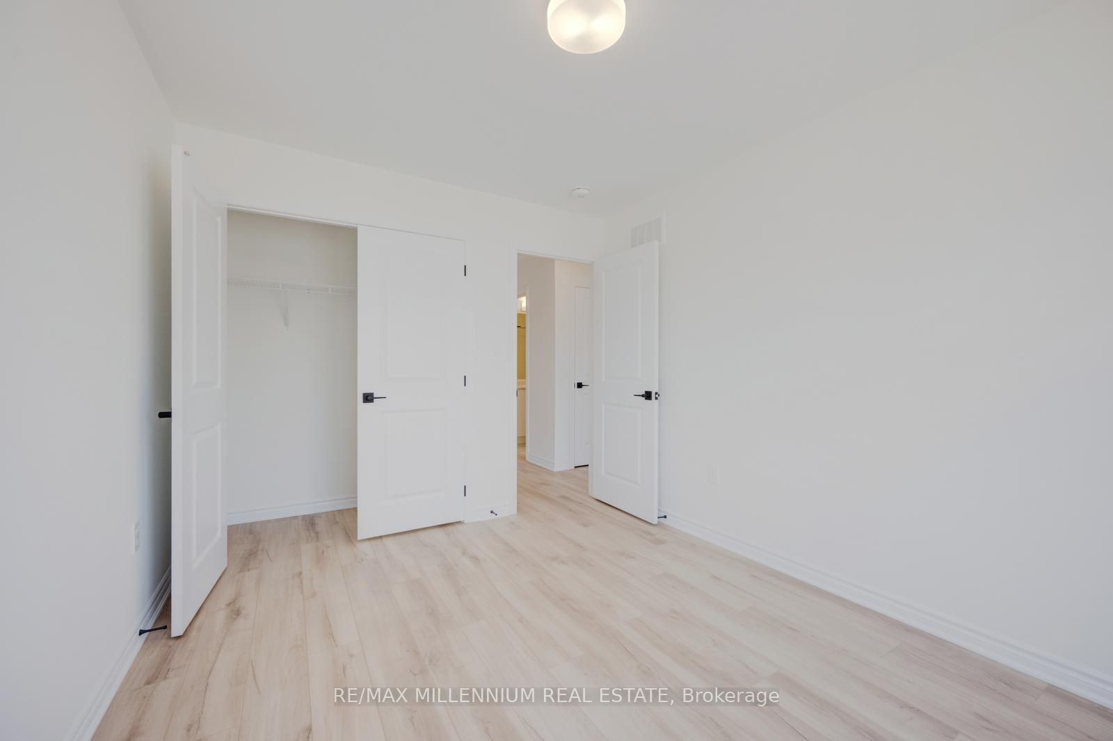 50 Thornbird Crescent Upper Property Photo 35