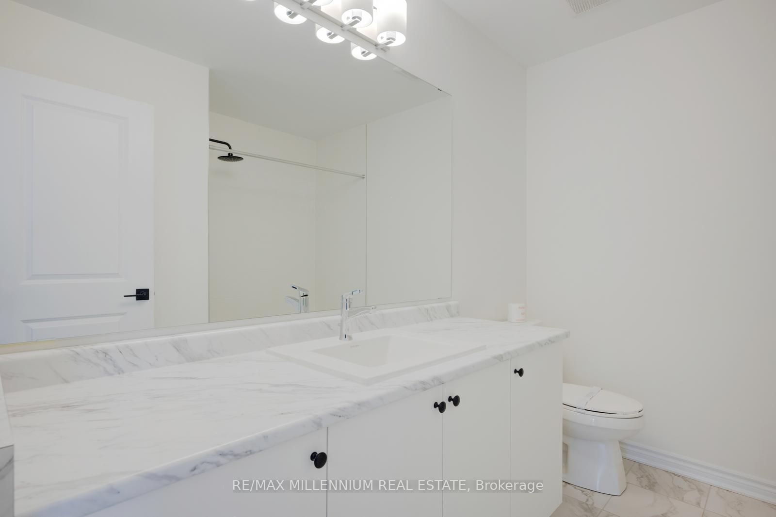 50 Thornbird Crescent Upper Property Photo 38