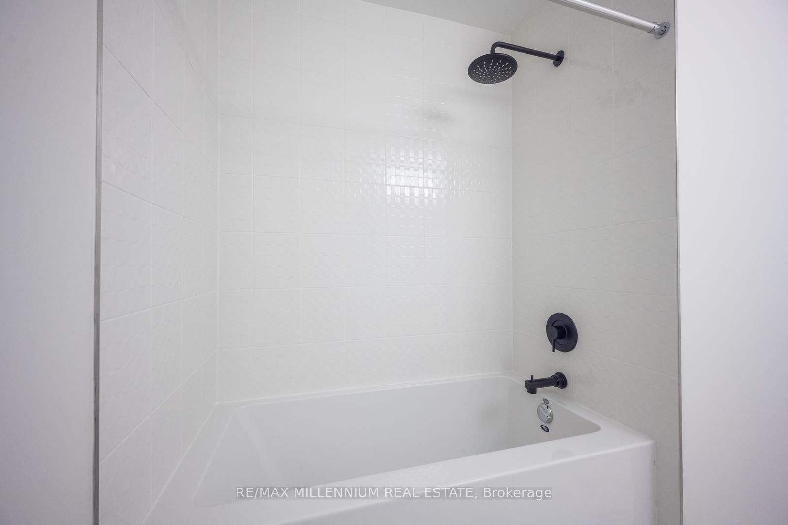 50 Thornbird Crescent Upper Property Photo 40