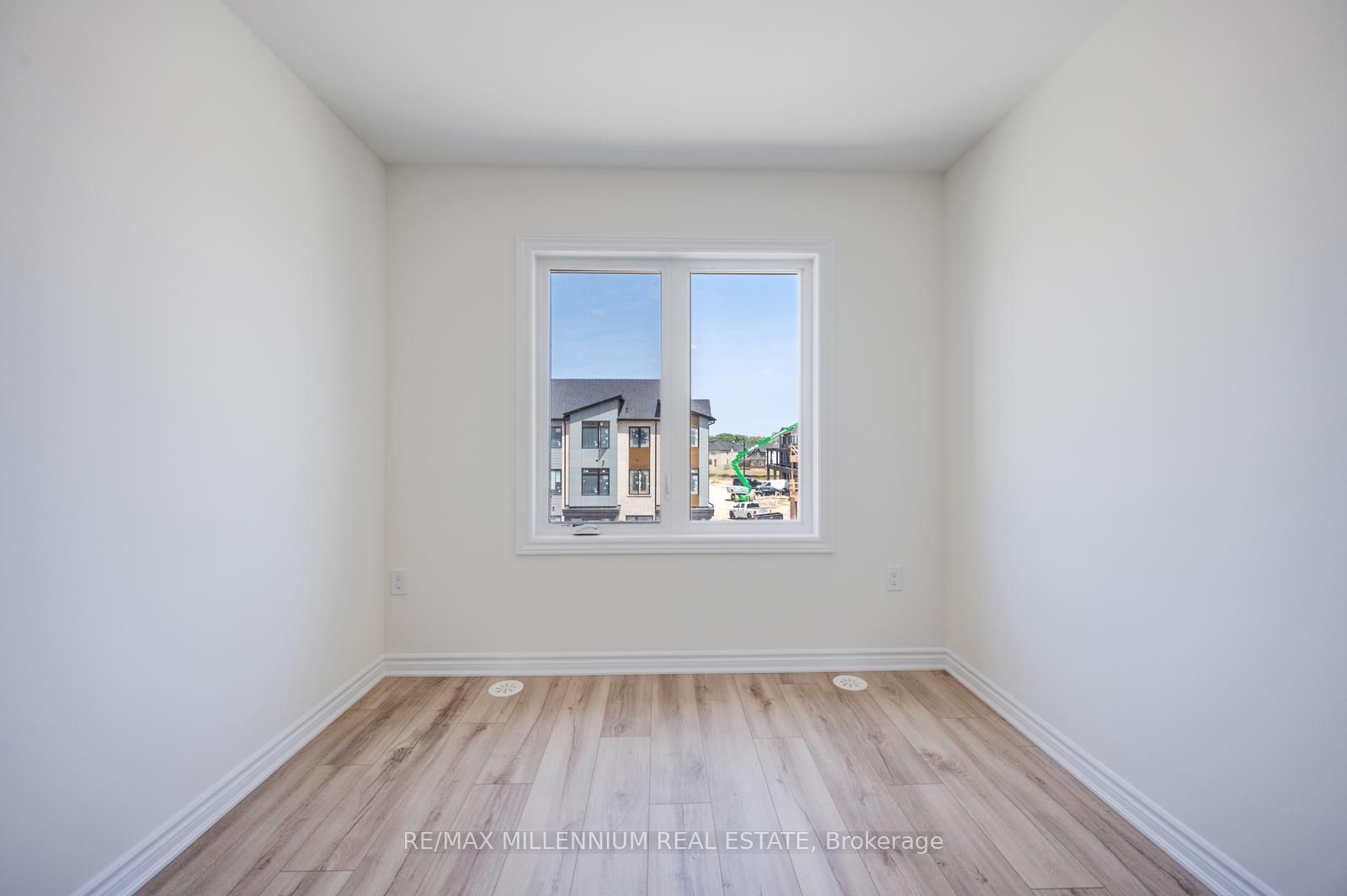 50 Thornbird Crescent Upper Property Photo 42