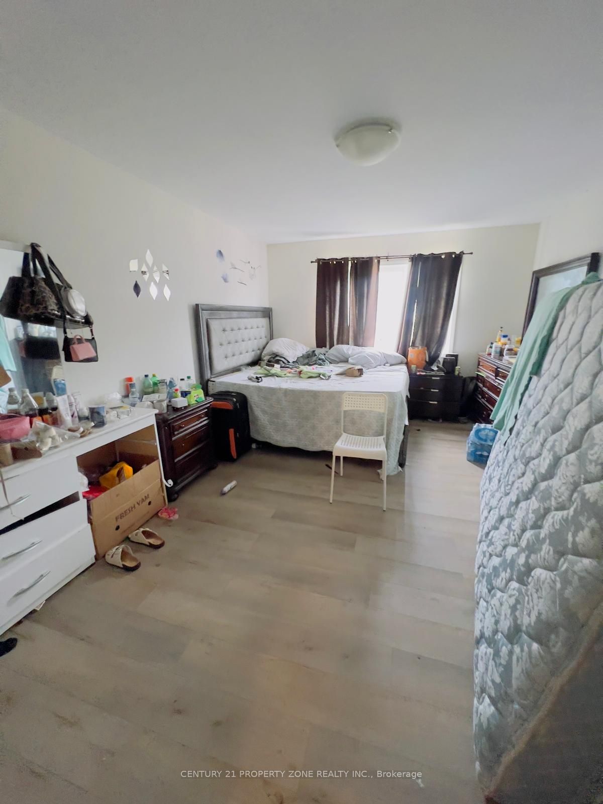 3 Baffin Crescent (upper) Property Photo 8