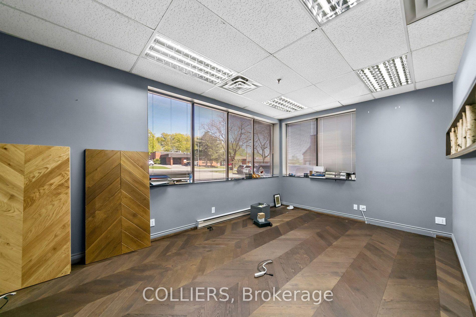 230 Watline Avenue 100 Property Photo 7