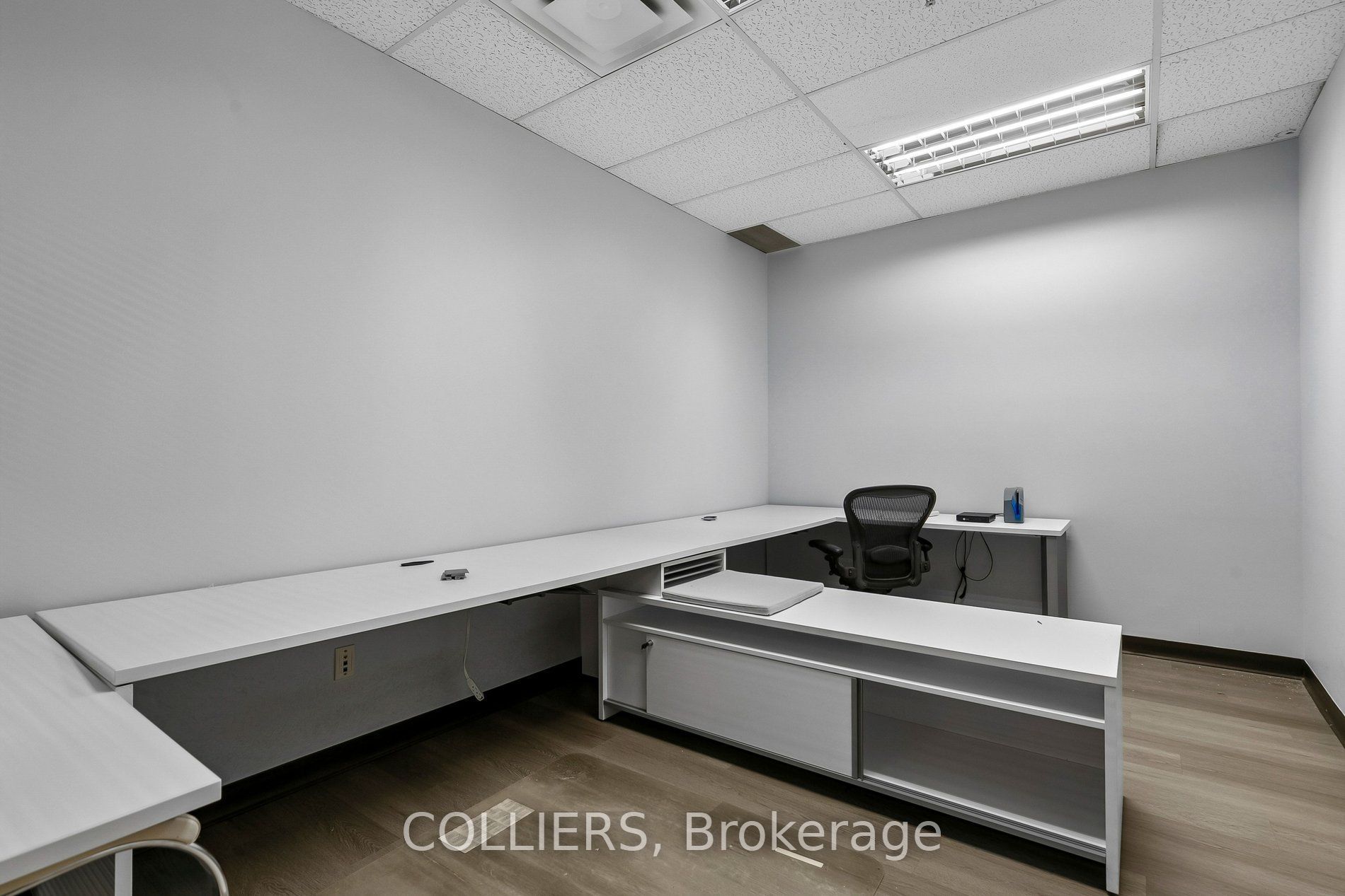 230 Watline Avenue 100 Property Photo 22