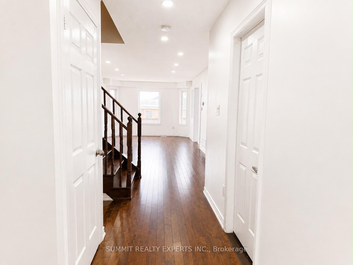 25 Deforest Drive Property Photo 2