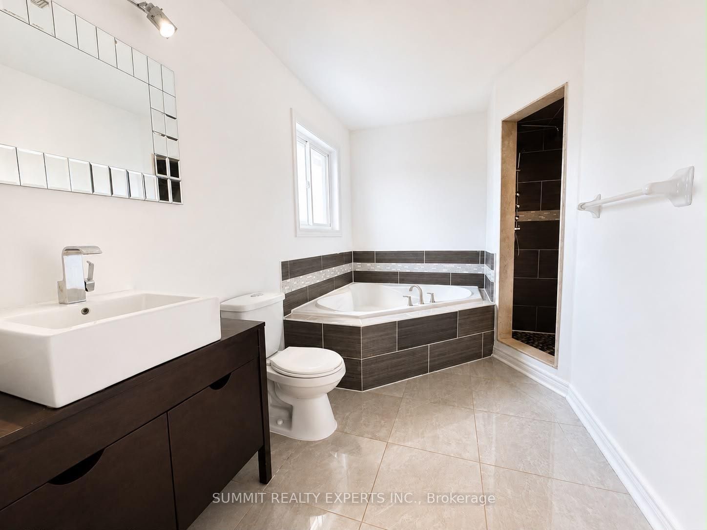 25 Deforest Drive Property Photo 11