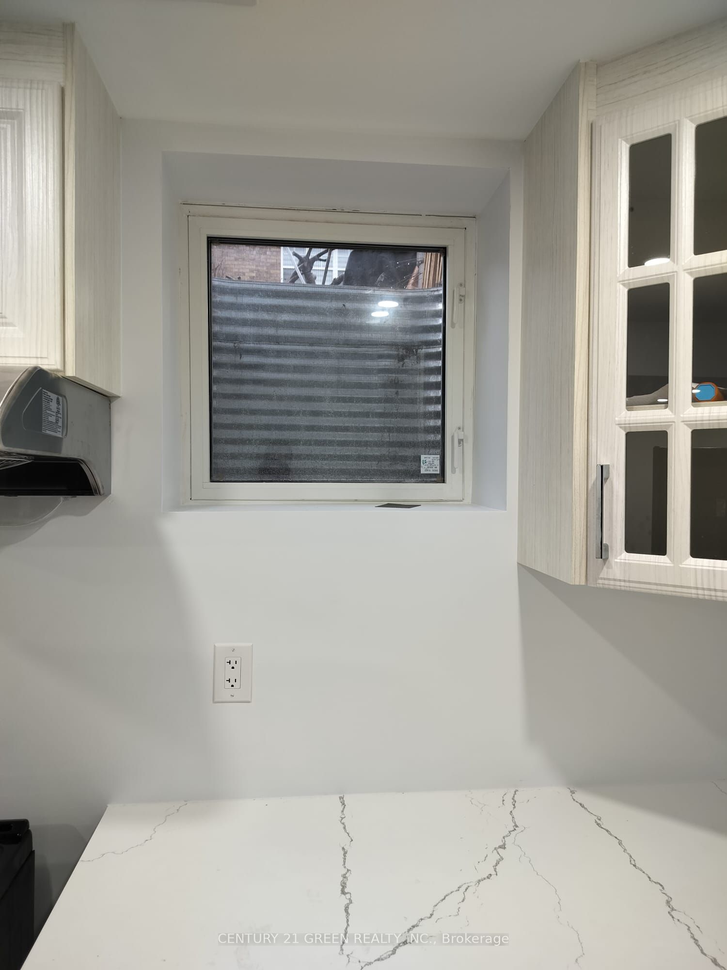 852 Mcnair Circle Lower Property Photo 8