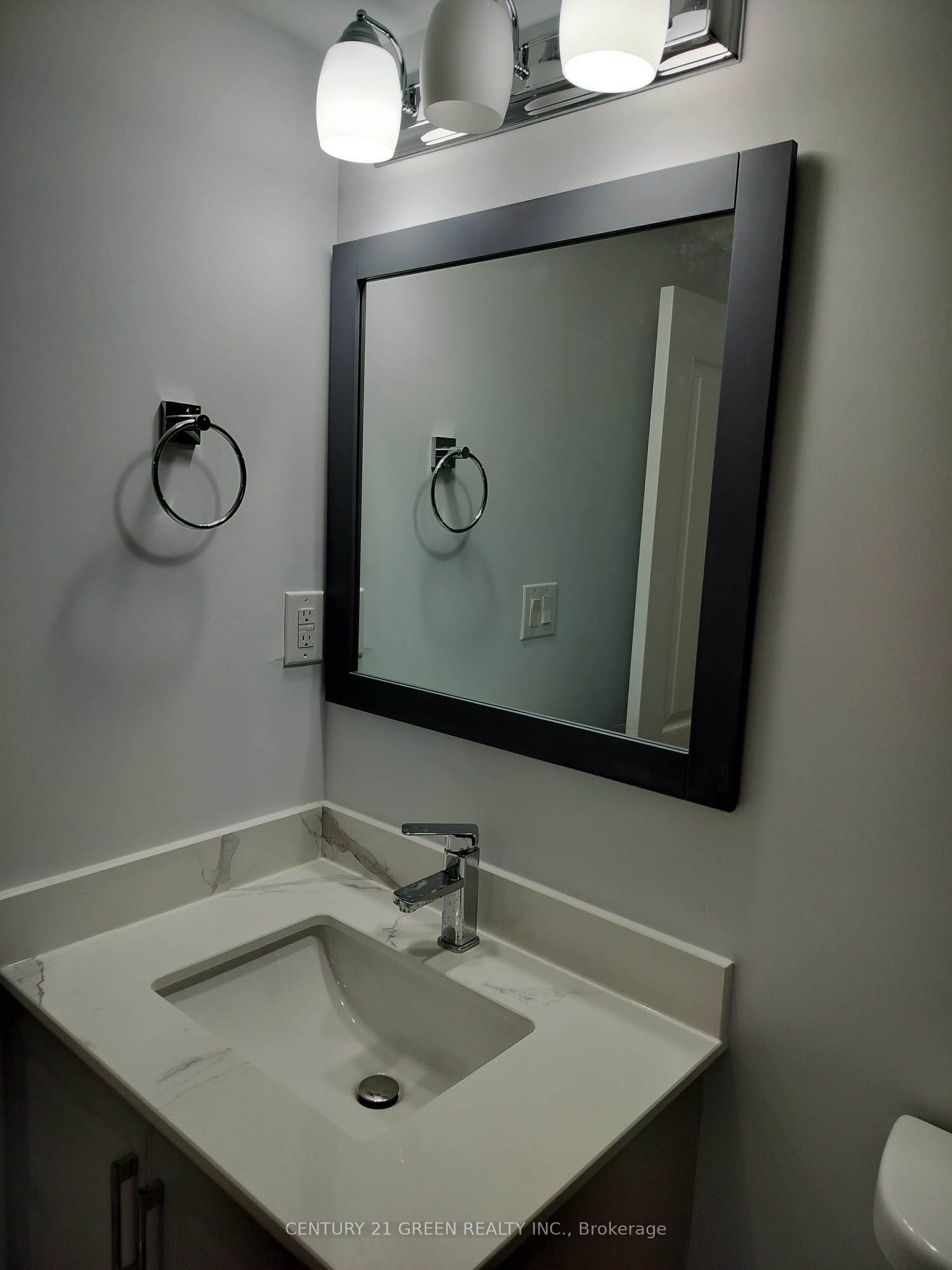 852 Mcnair Circle Lower Property Photo 15