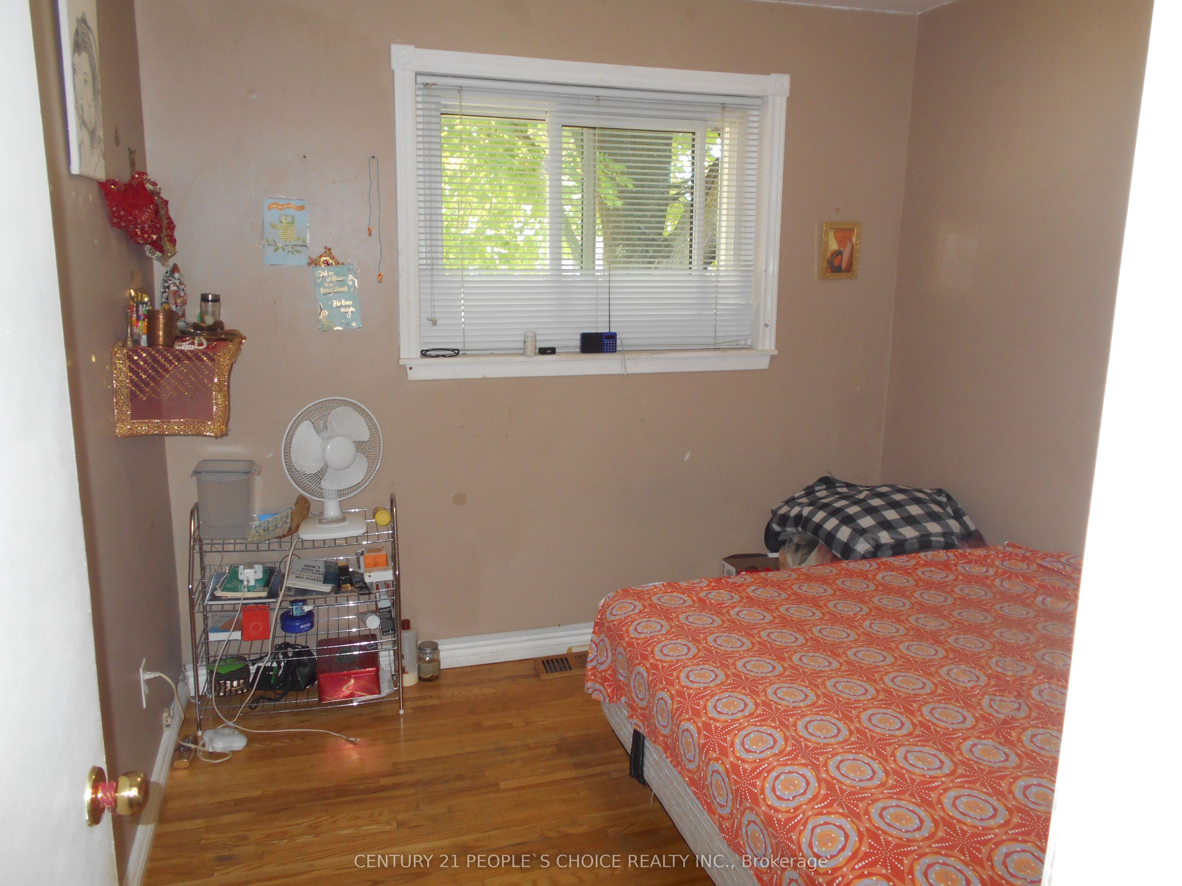 13 Brookdale Crescent Property Photo 5