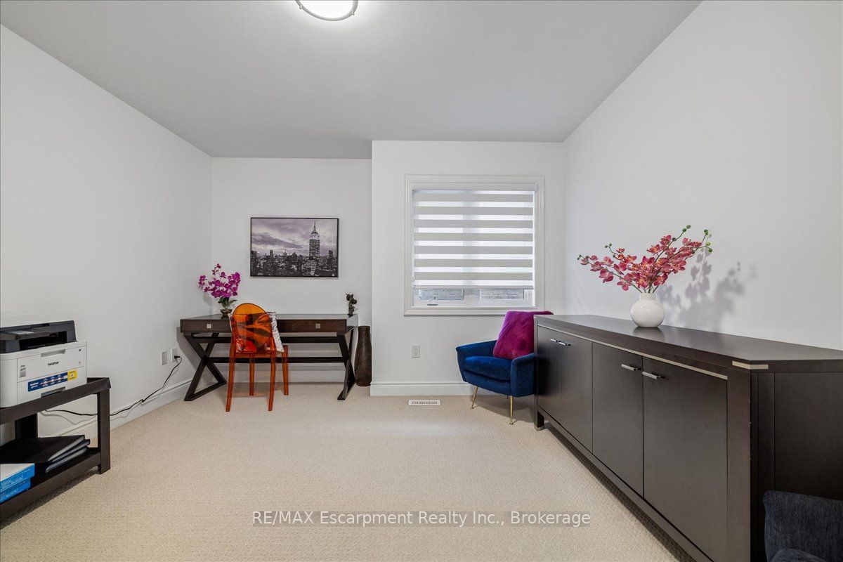 2400 Spring Meadow Way Property Photo 35