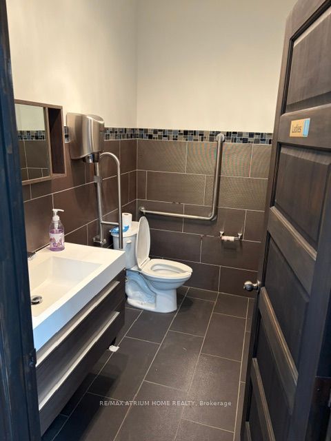 77 Pillsworth Road 5-7 Property Photo 9