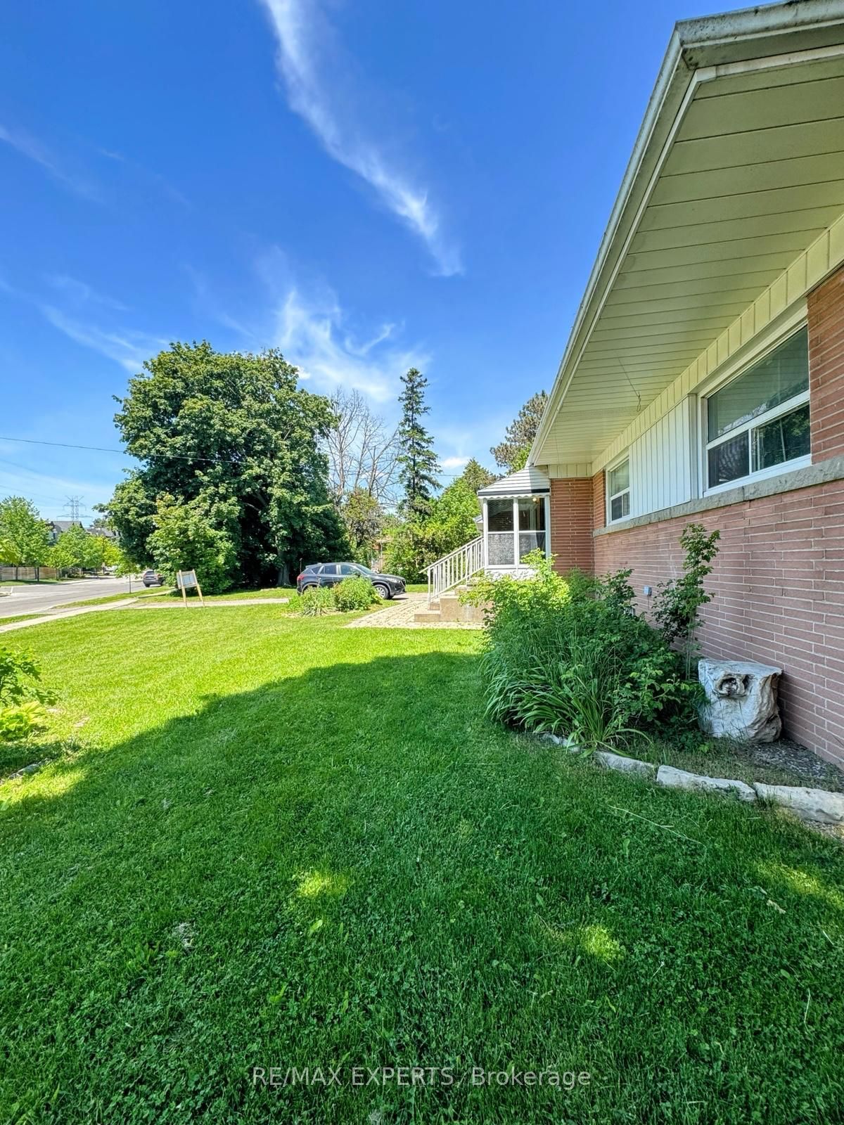 69 Lloyd Manor Road Property Photo 10