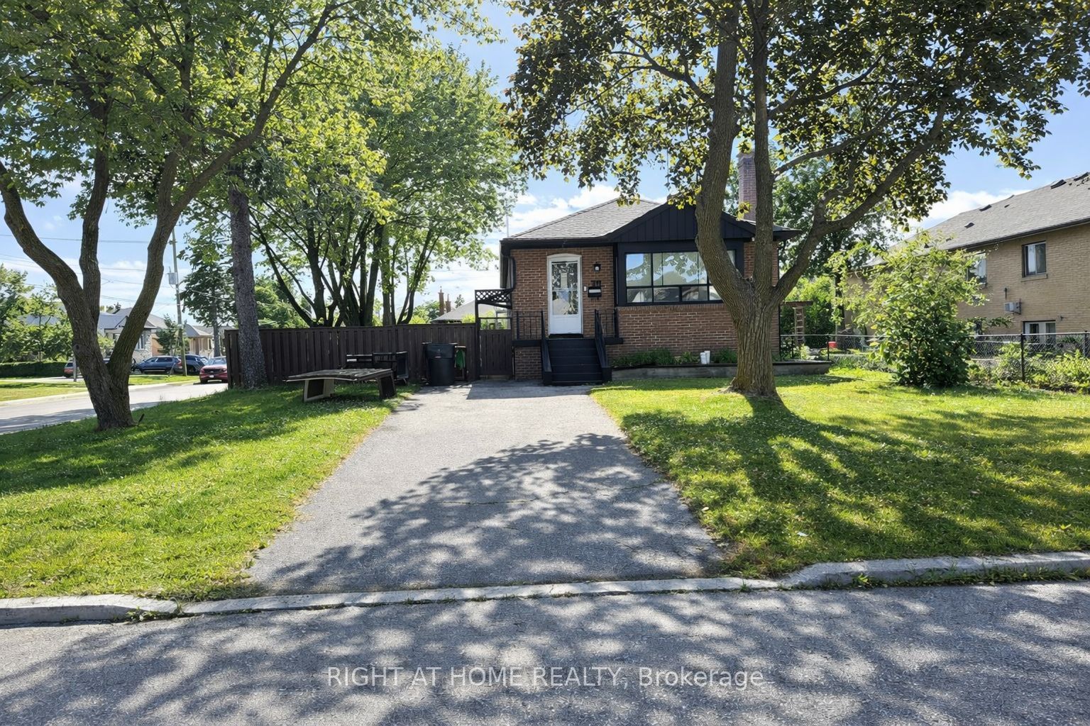 70 Bunnell Crescent