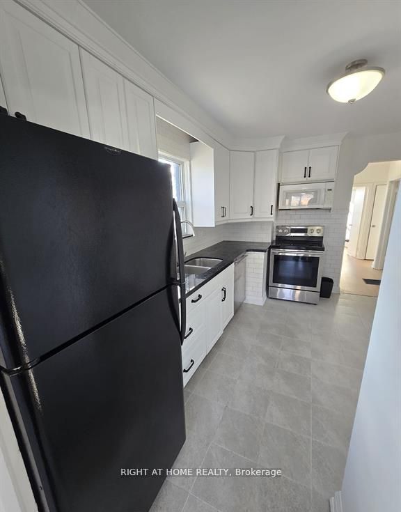 70 Bunnell Crescent Property Photo 5