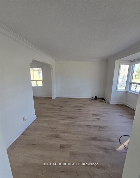 70 Bunnell Crescent Property Photo 7