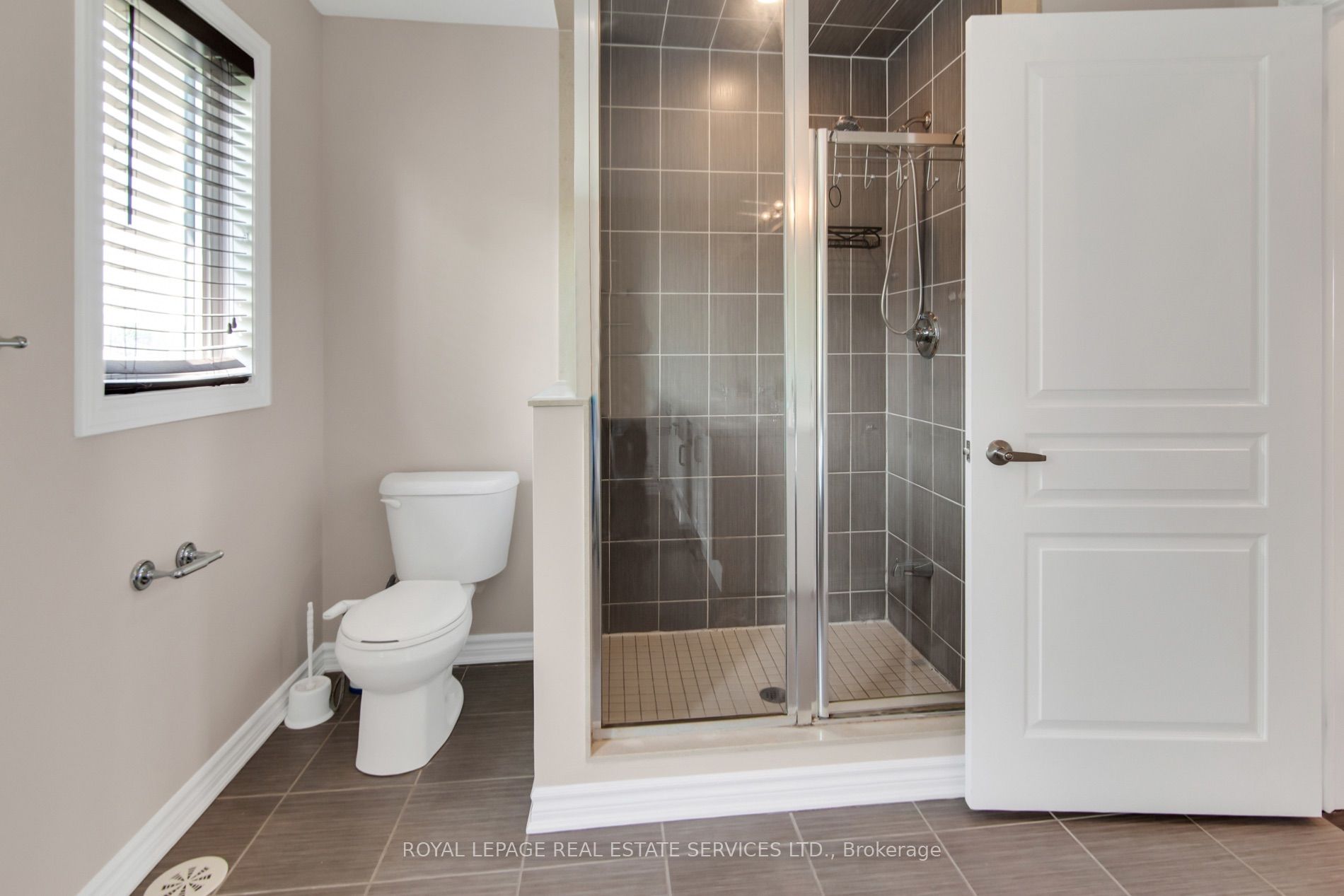 636 Evans Avenue 47 Property Photo 22