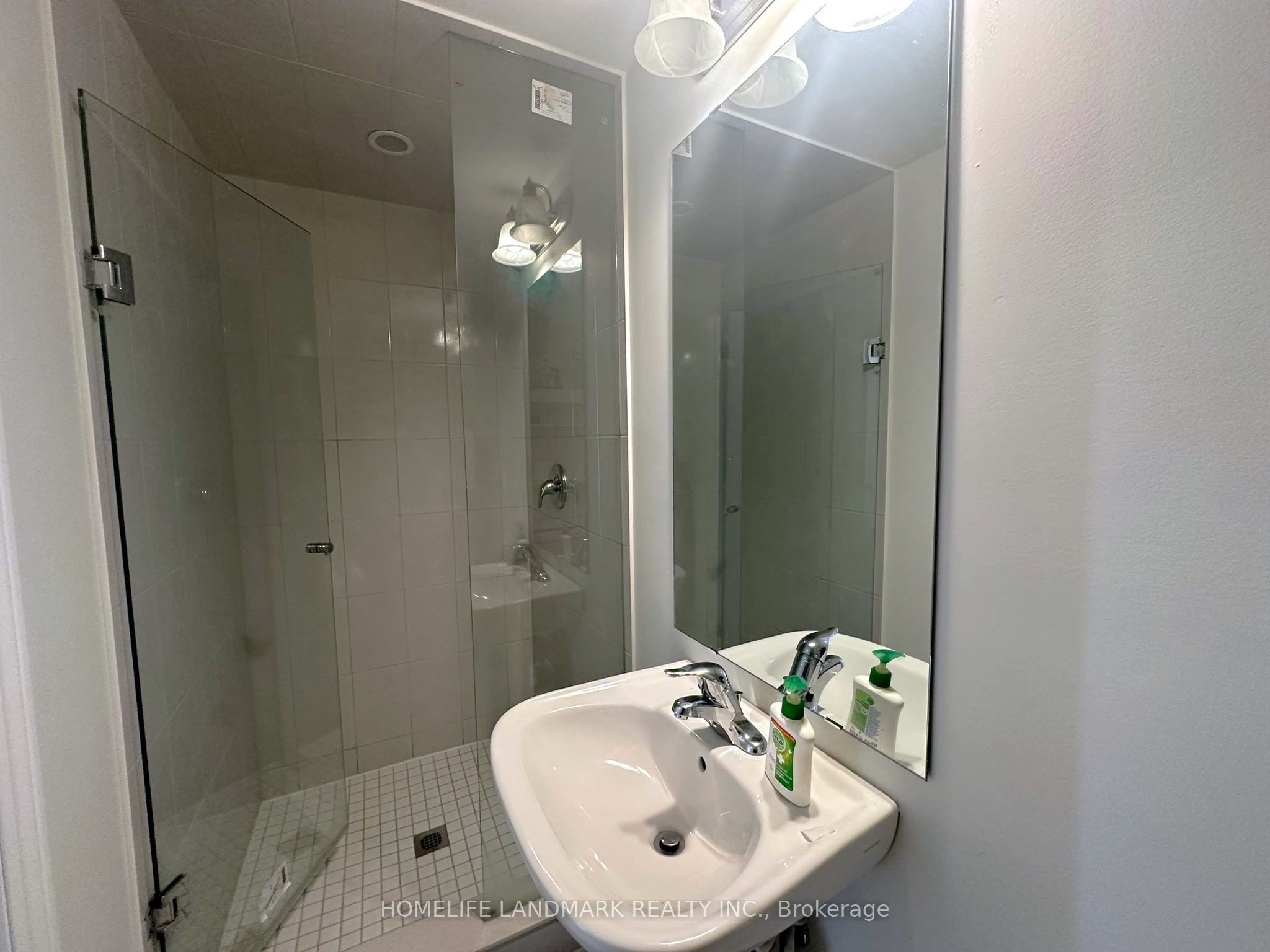 18 Lavinia Road Property Photo 6