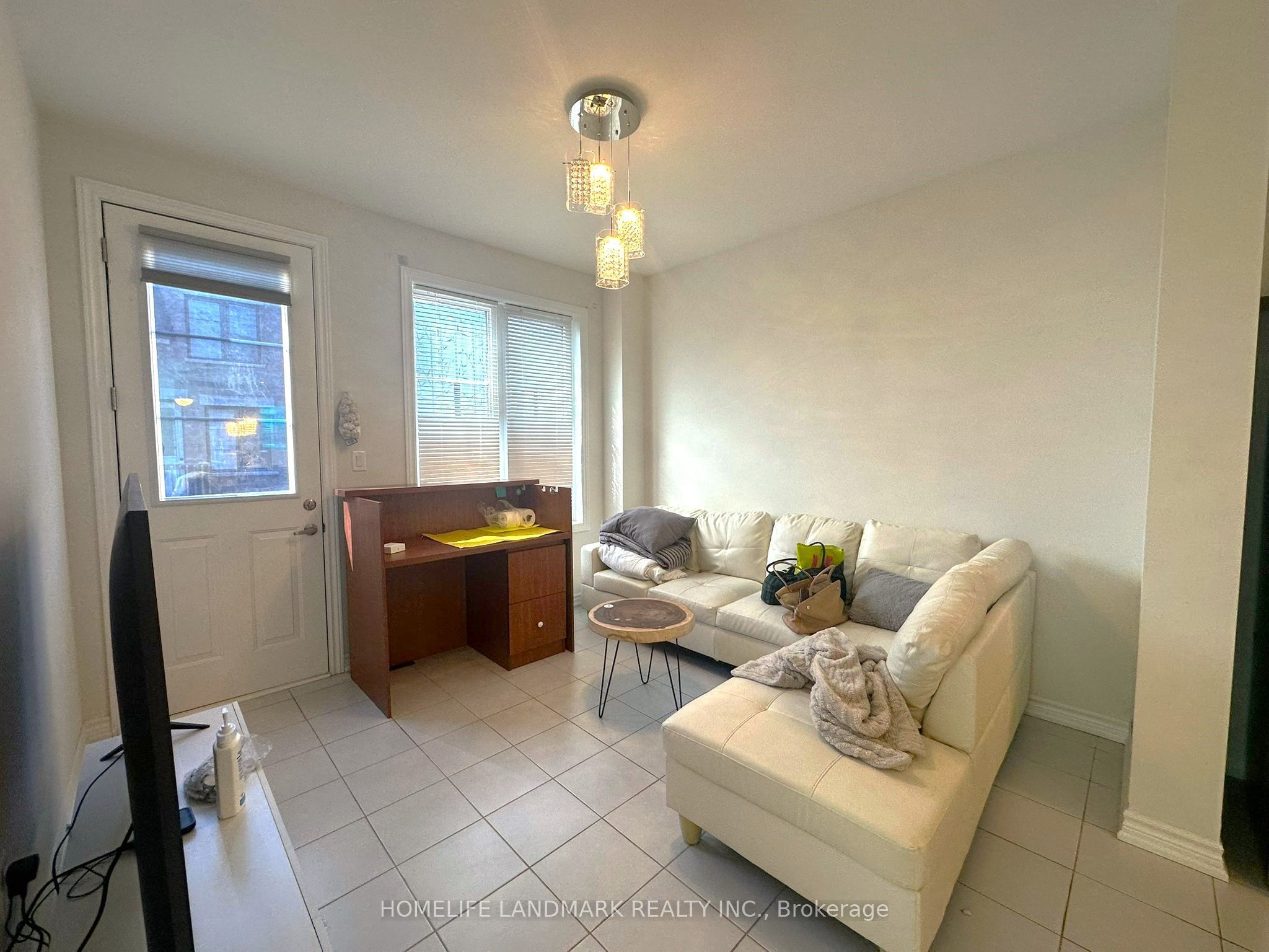 18 Lavinia Road Property Photo 11