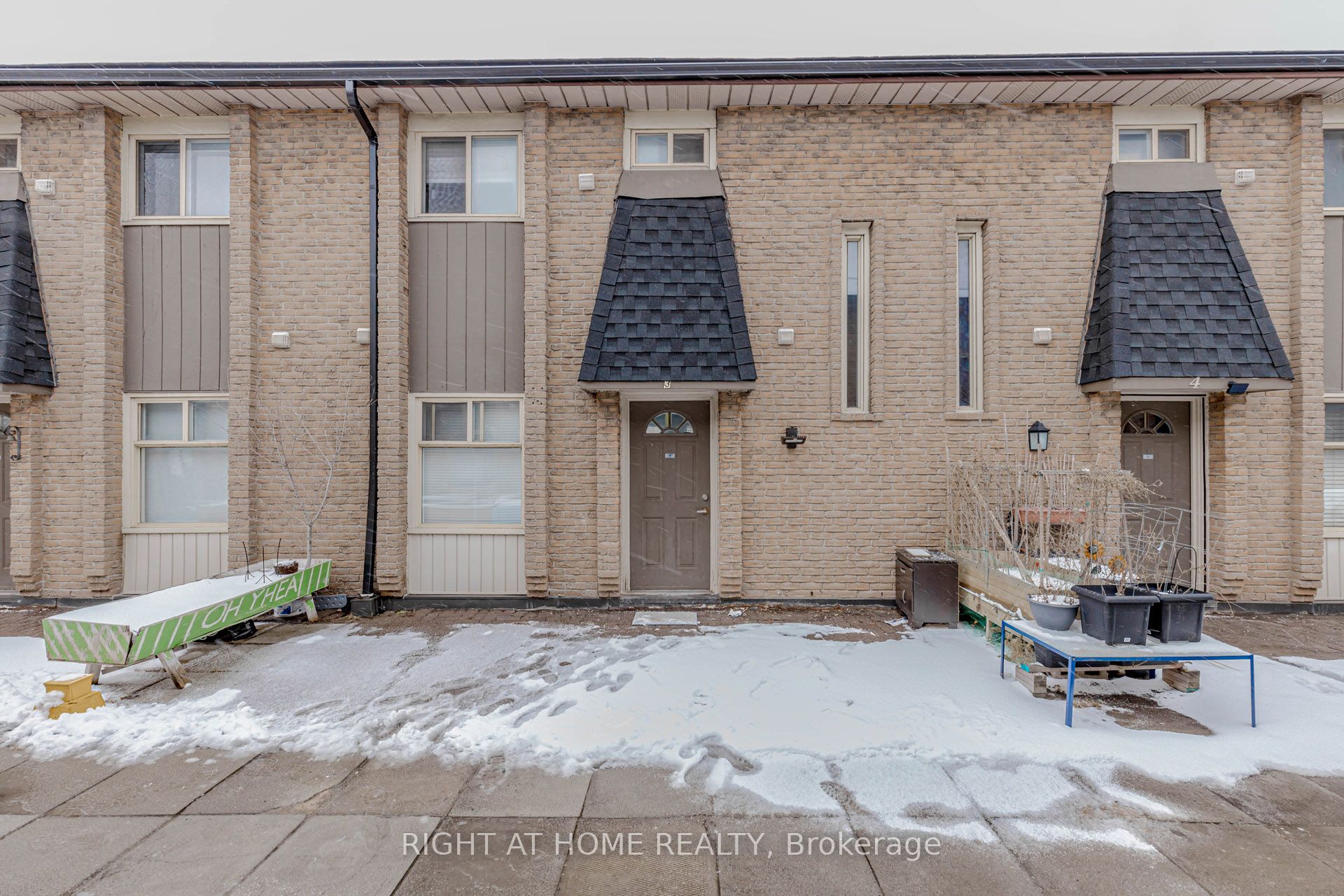 40 Rexdale Boulevard 3 Property Photo 1