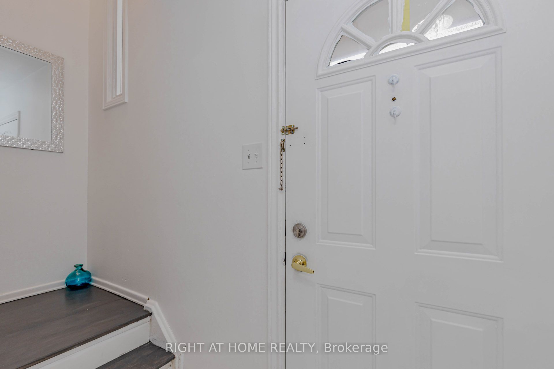 40 Rexdale Boulevard 3 Property Photo 9