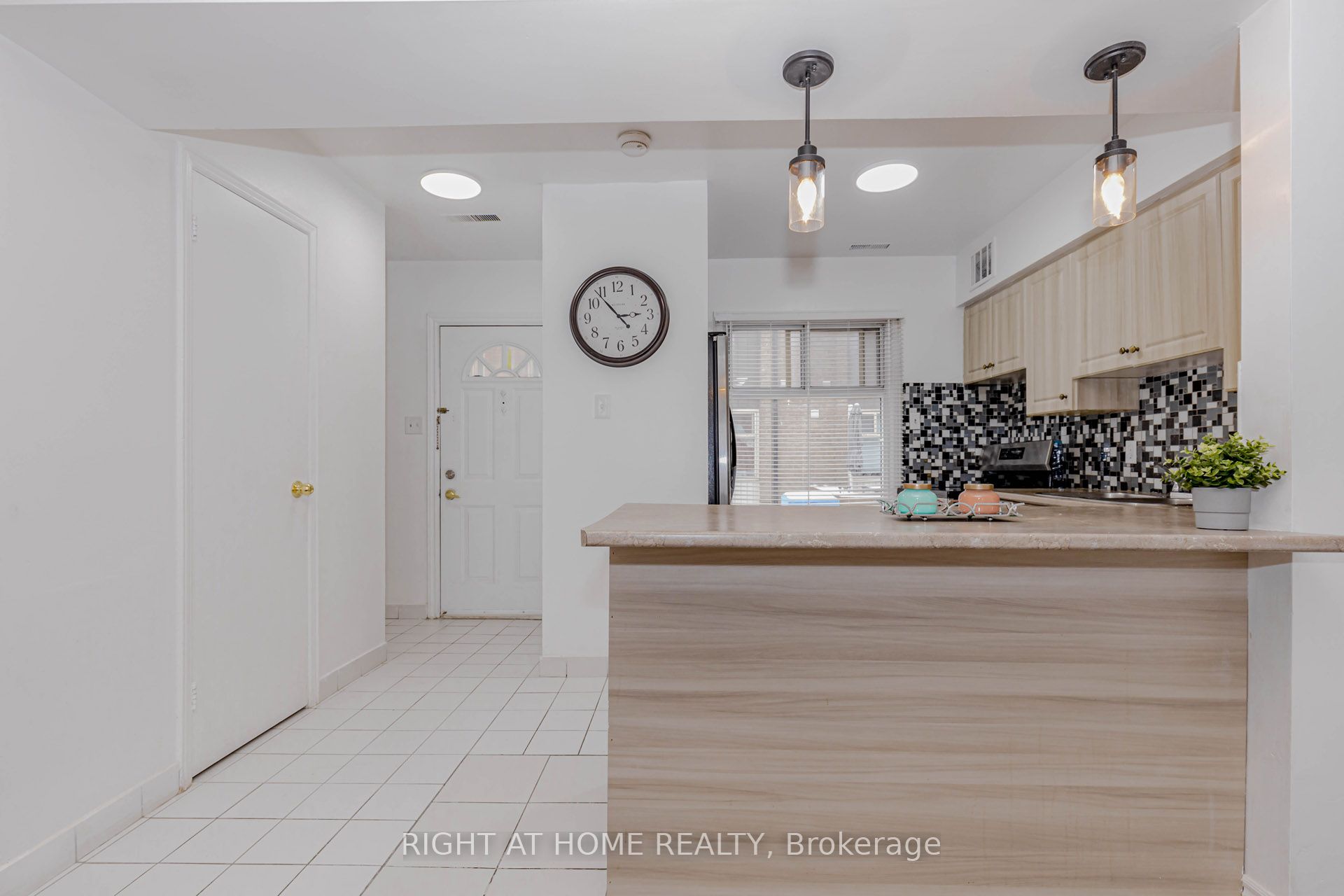 40 Rexdale Boulevard 3 Property Photo 13