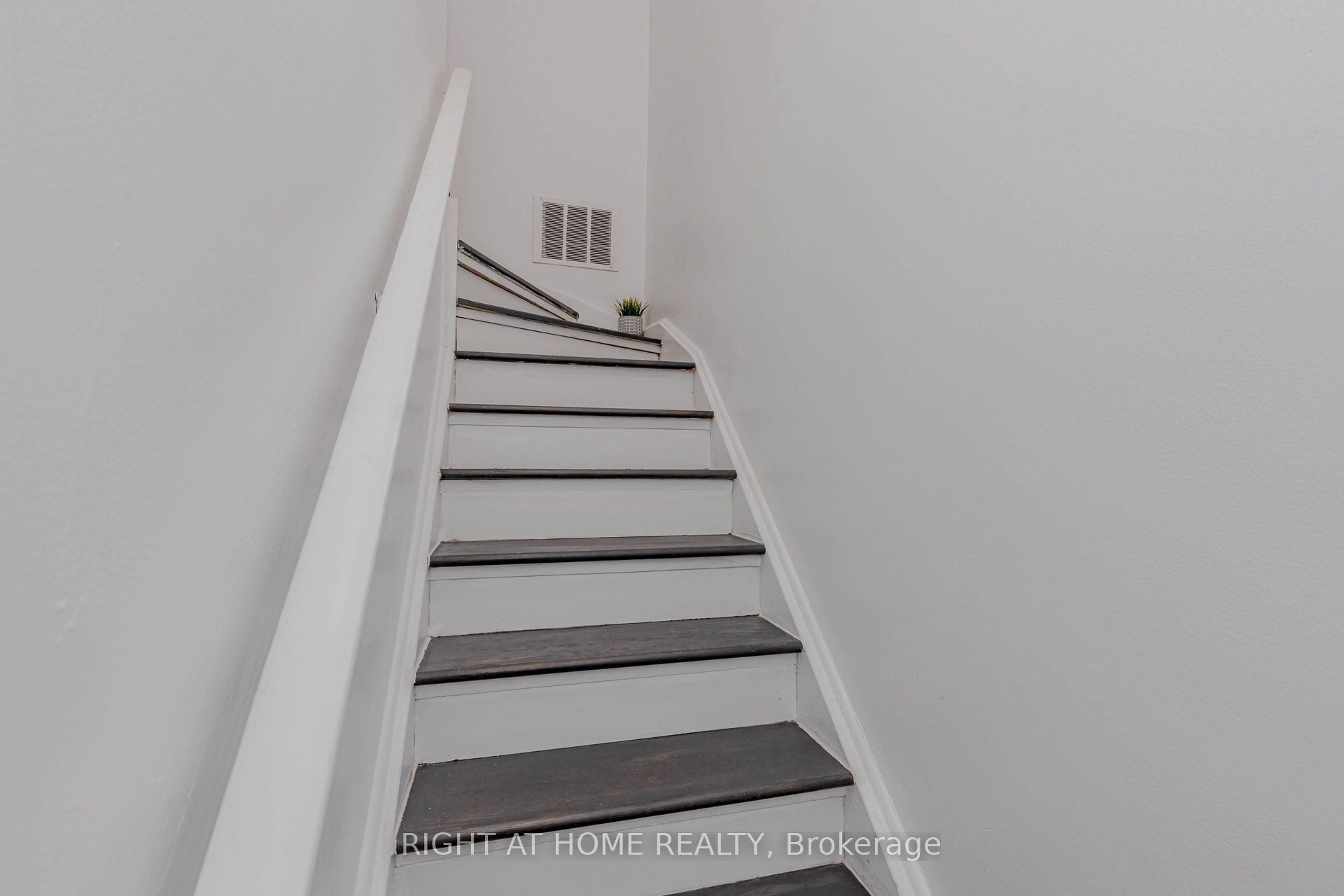 40 Rexdale Boulevard 3 Property Photo 21