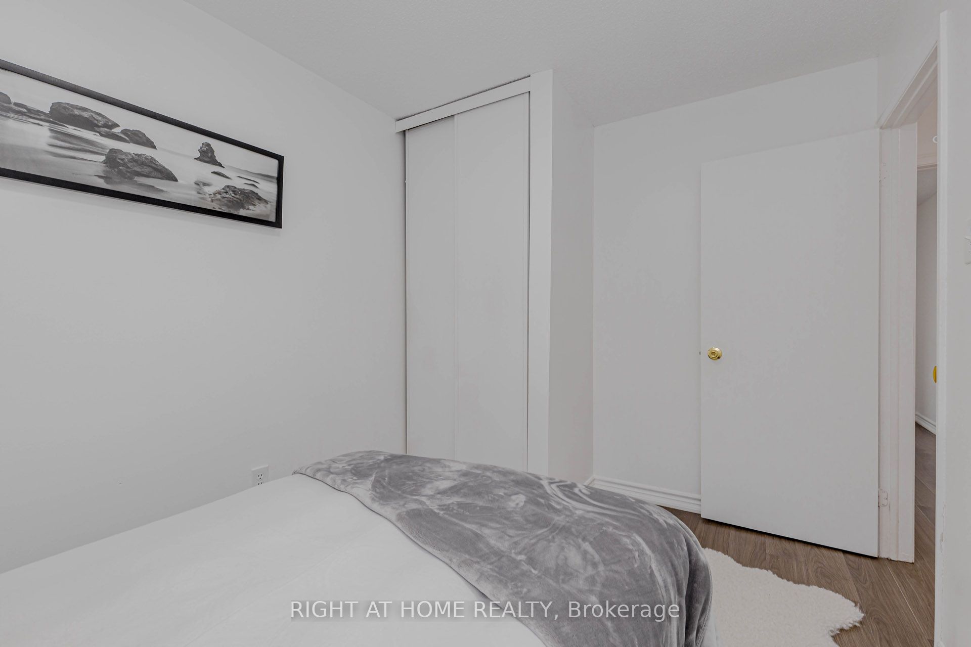 40 Rexdale Boulevard 3 Property Photo 30