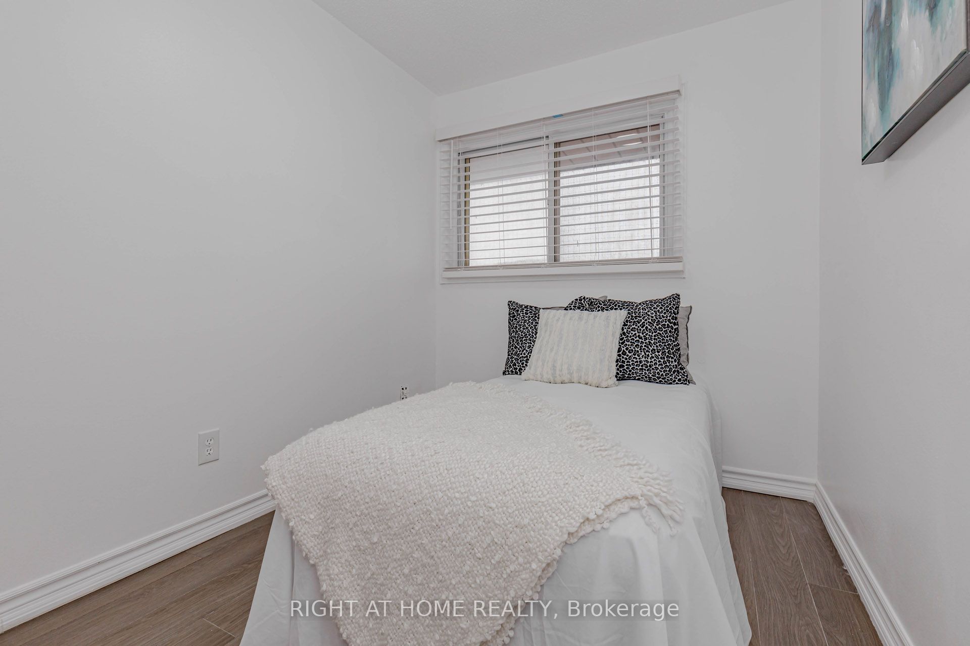 40 Rexdale Boulevard 3 Property Photo 34