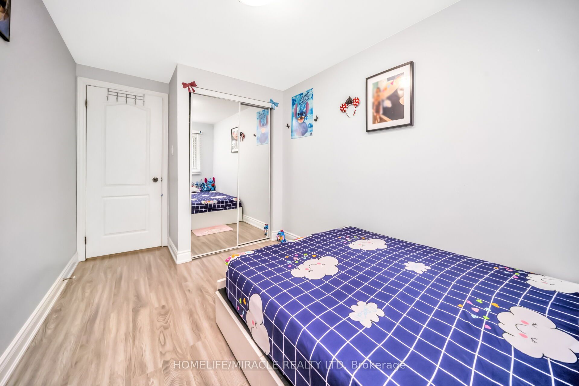 25 Carleton Place Property Photo 22