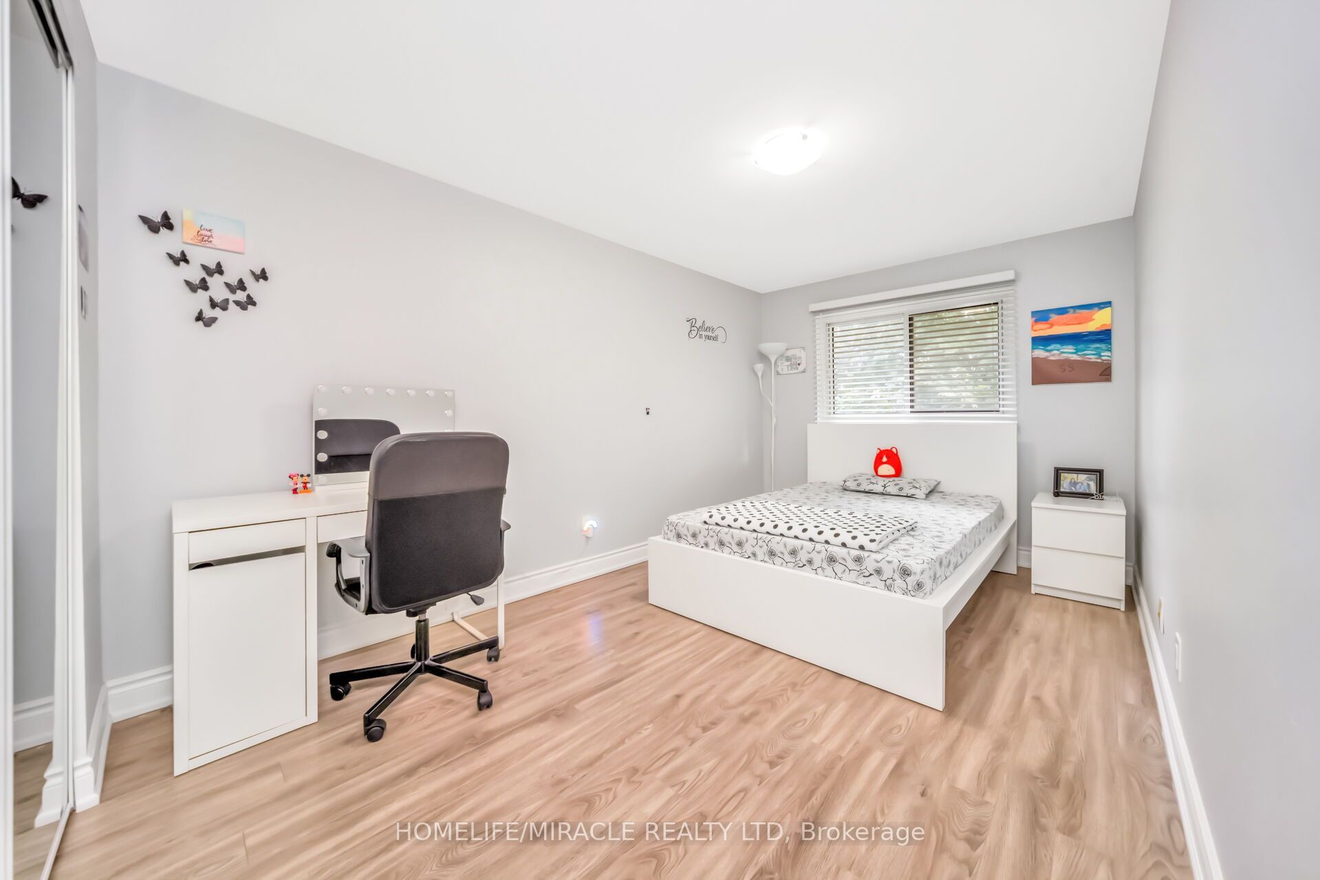 25 Carleton Place Property Photo 23