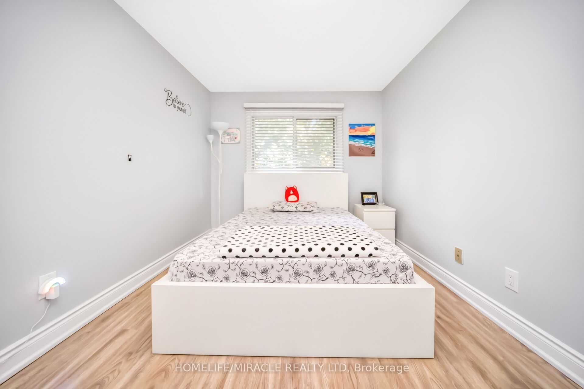 25 Carleton Place Property Photo 24