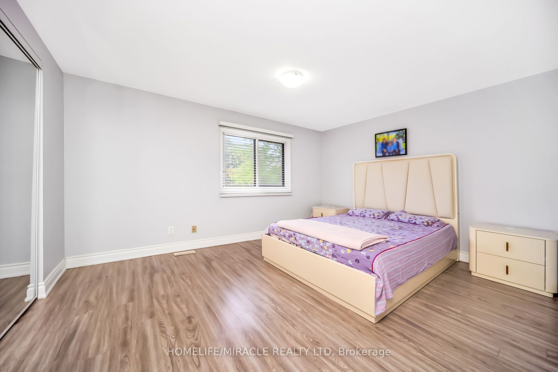 25 Carleton Place Property Photo 26