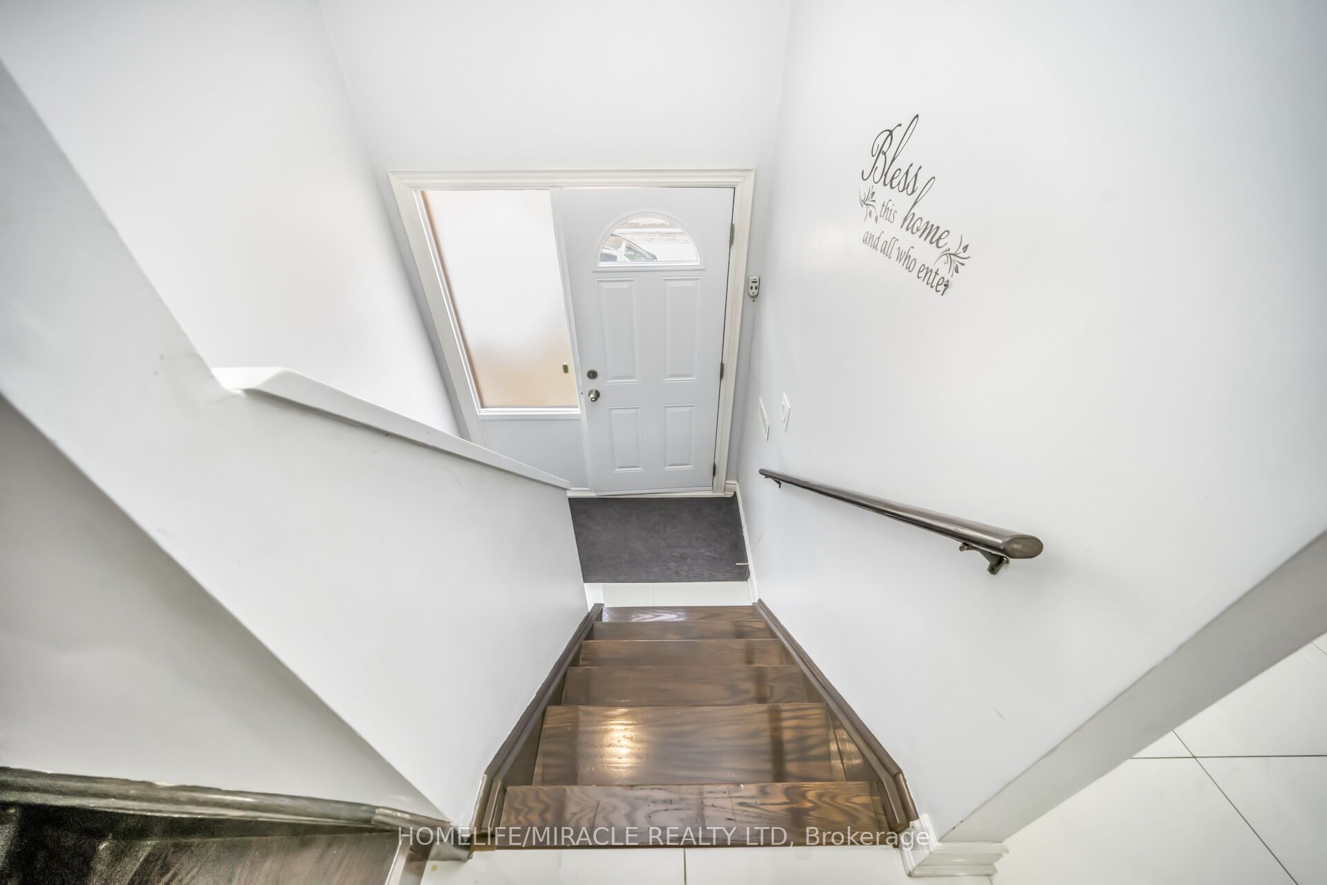 25 Carleton Place Property Photo 30