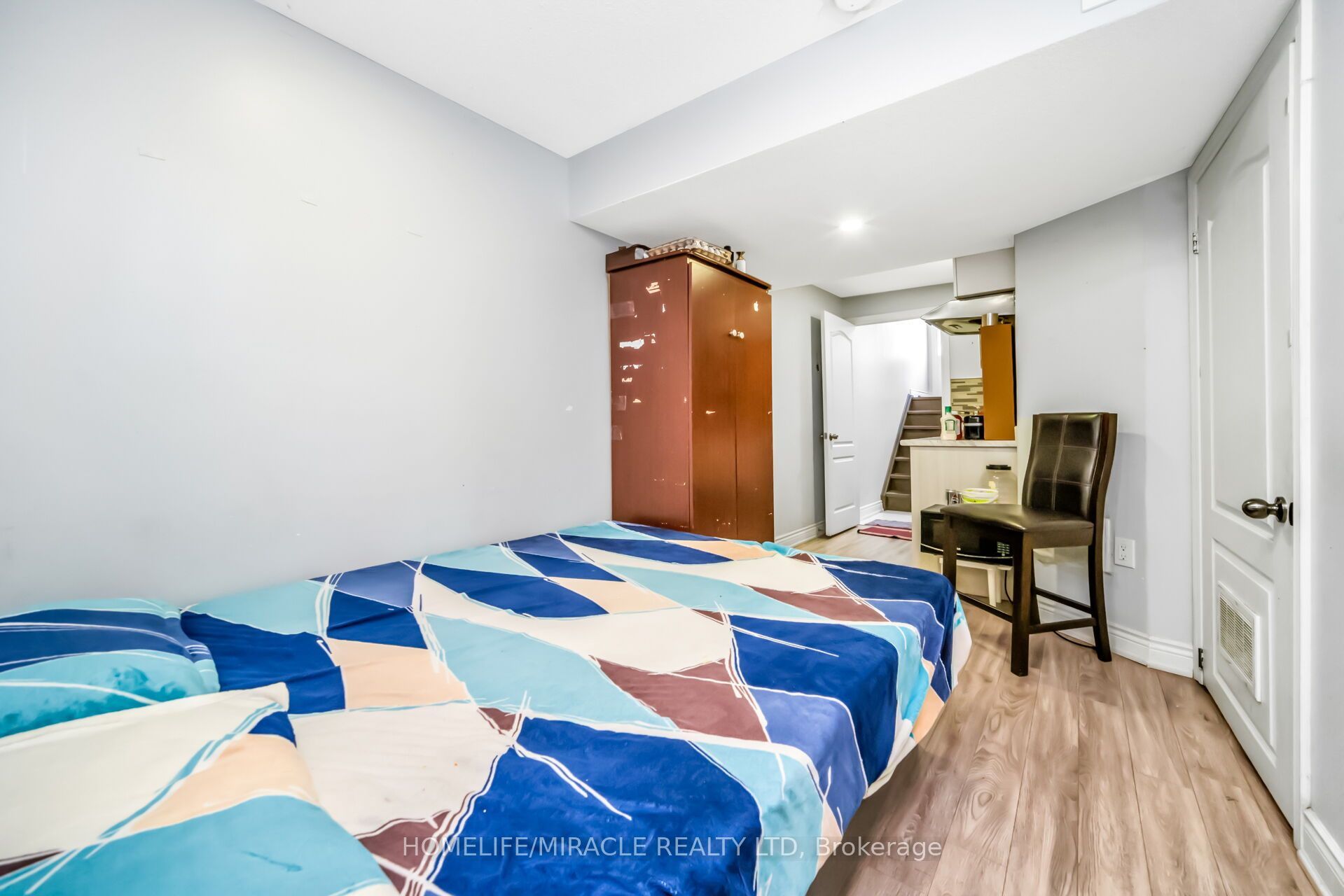 25 Carleton Place Property Photo 35