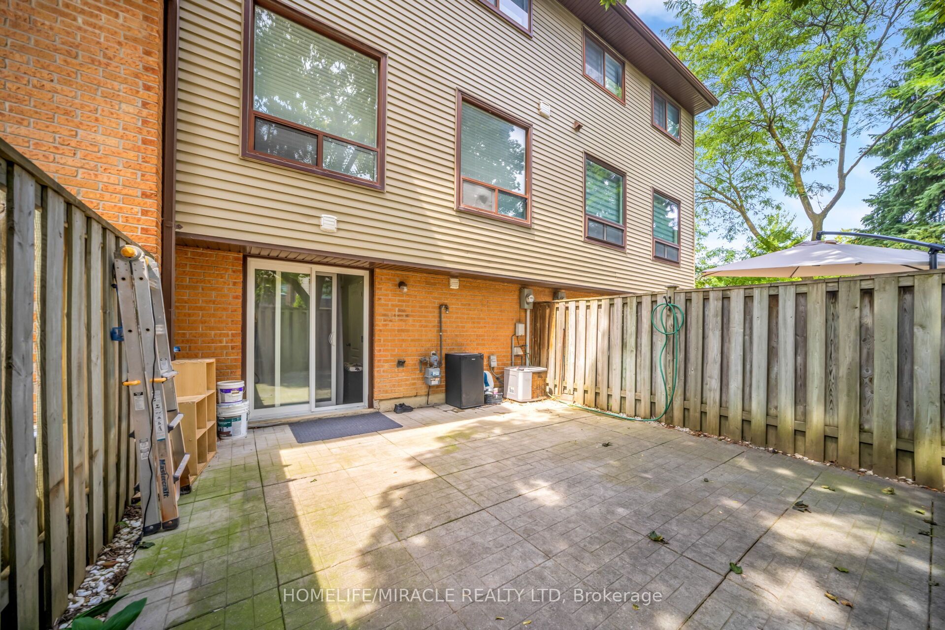25 Carleton Place Property Photo 38