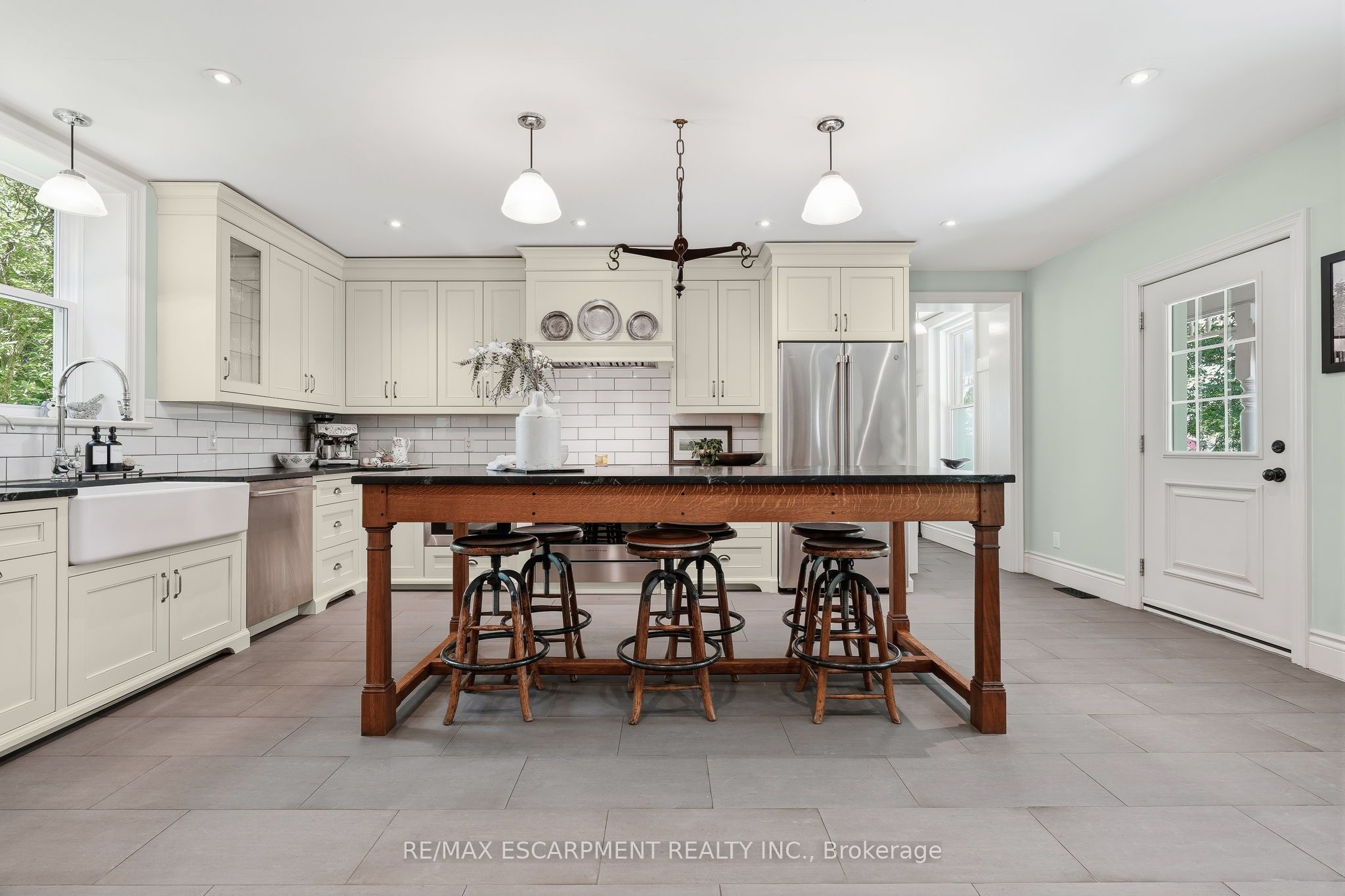 5515 Blind Line Property Photo 16