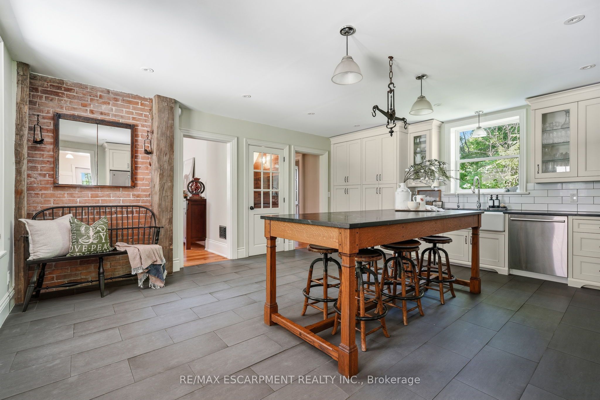 5515 Blind Line Property Photo 19