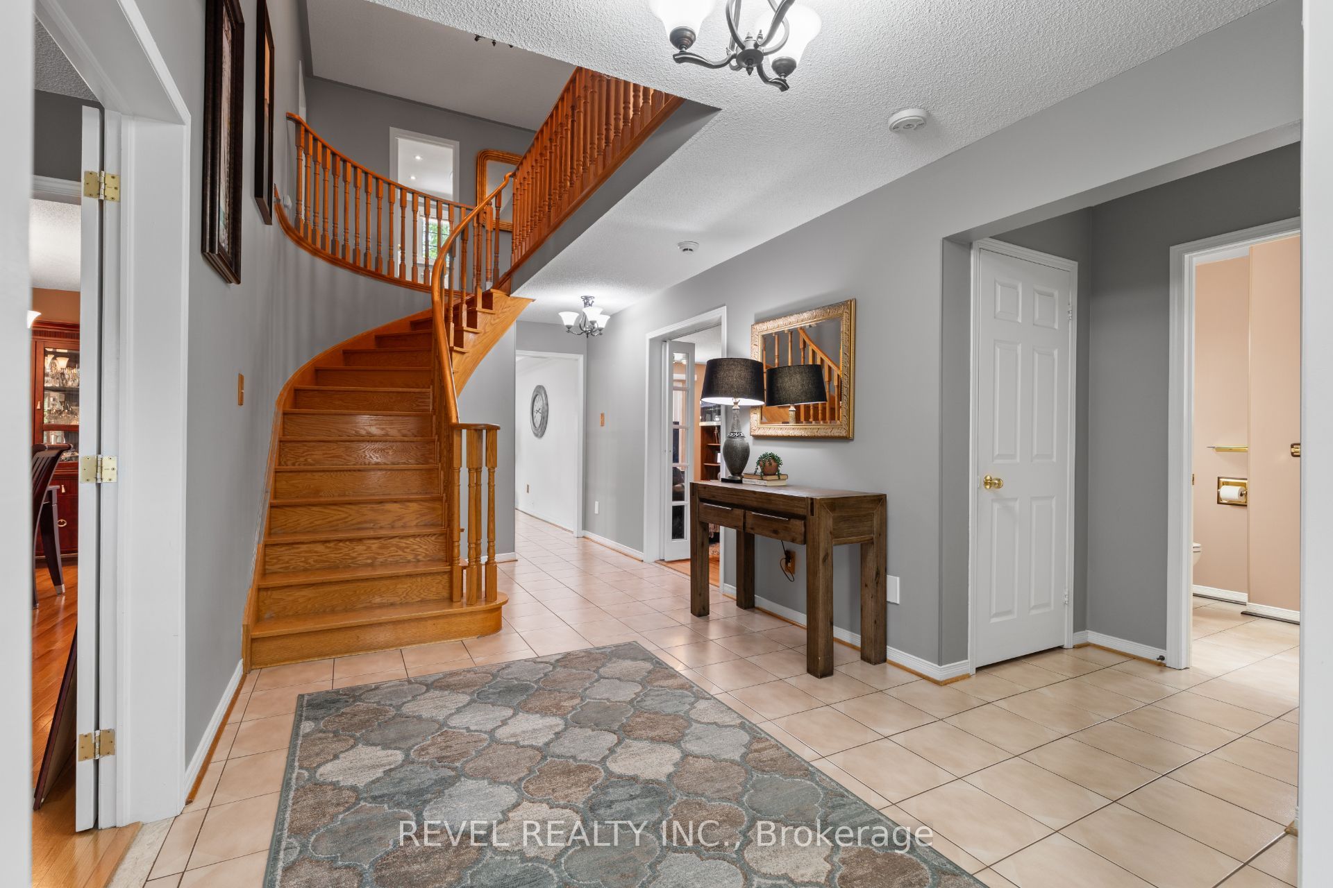 8 Cochrane Avenue Property Photo 3