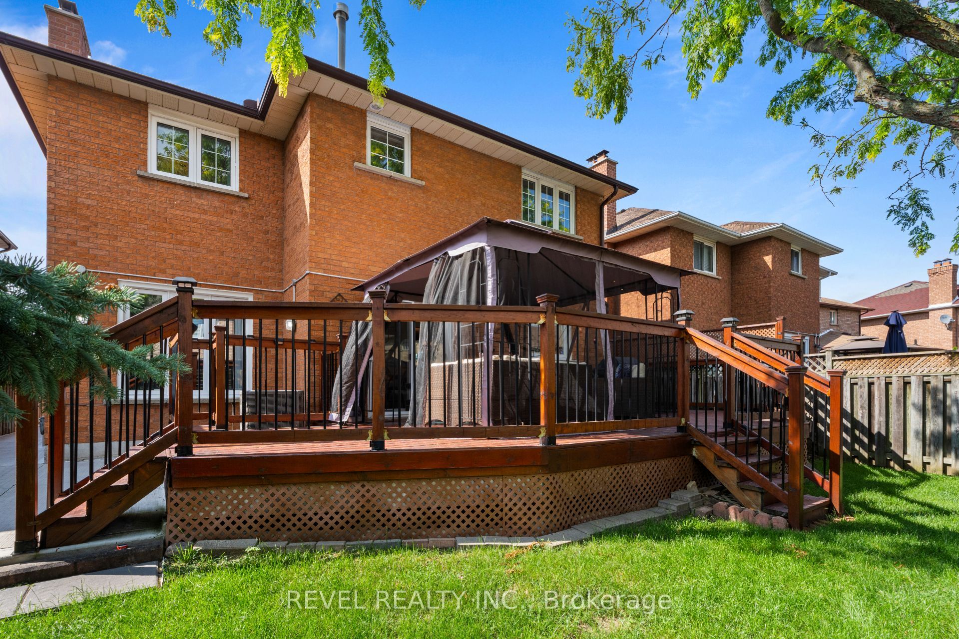 8 Cochrane Avenue Property Photo 35