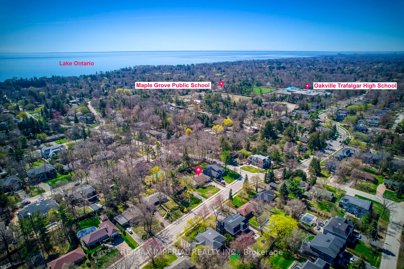 2048 Devon Road Property Photo 2