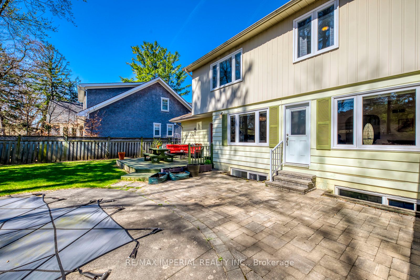 2048 Devon Road Property Photo 42