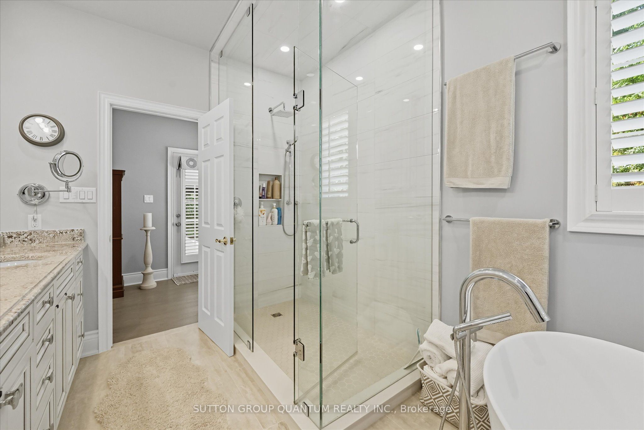 1109 Forestvale Drive Property Photo 10