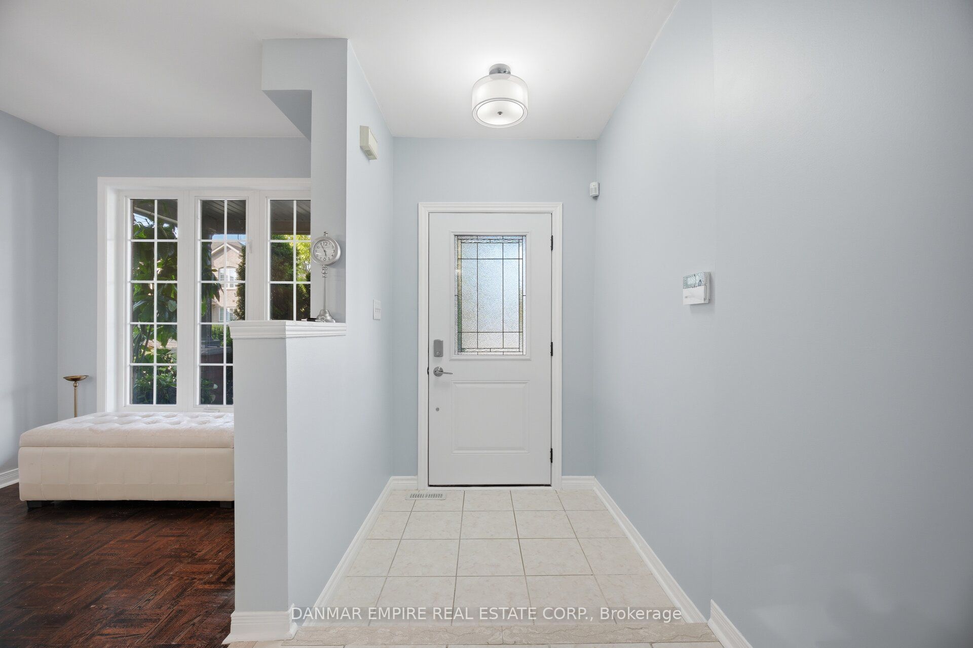 658 Julia Avenue Property Photo 7