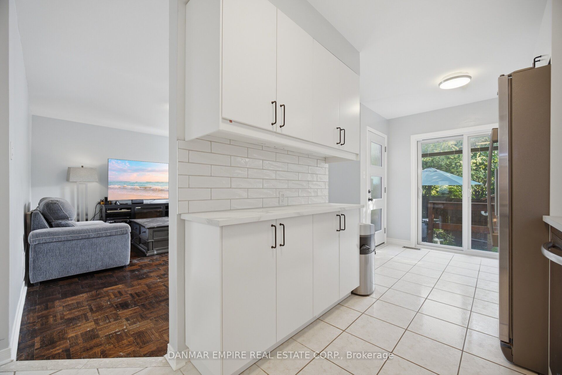 658 Julia Avenue Property Photo 16