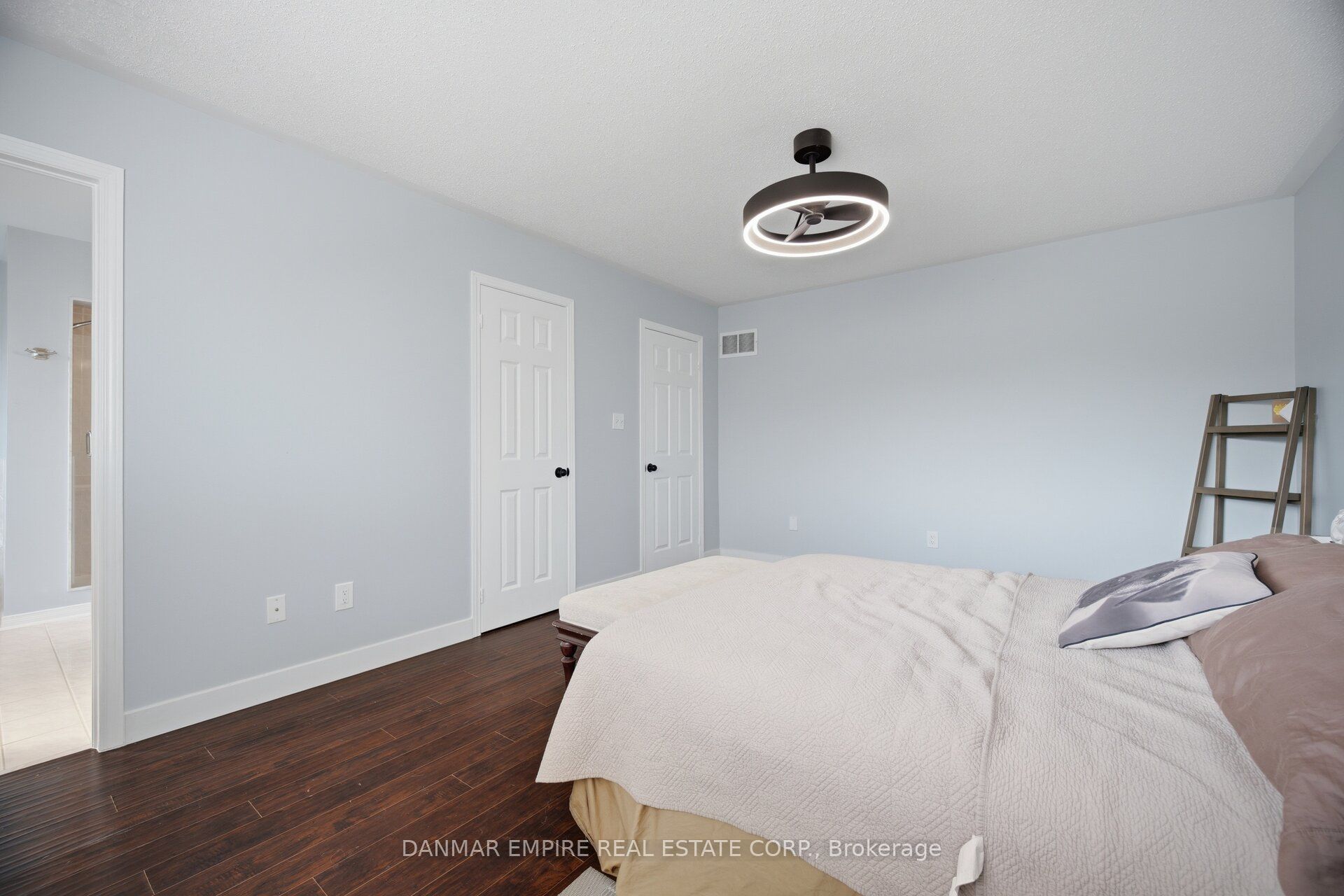 658 Julia Avenue Property Photo 25